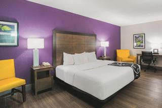 Wingate by Wyndham Galveston Beachfront at the Seawall - Galveston - 1