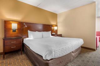 Clarion Hotel Conference Center on Lake Erie - Dunkirk - 5