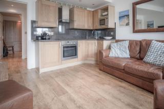 Goscar Court - 1 Bedroom Apartment - Tenby - Tenby - 5