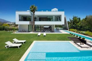 Newly Built 6 BDRM Luxury Villa in Nueva Andalucía - Marbella - 8
