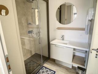 Mobil-home Keywest: 2 chambres, 2 sdb, plage à 200m, piscine chauffée, fitness, parking, Wi-Fi inclus - FR-1-361A-27 - Jullouville-les-Pins - 2