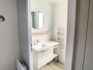 Mobil-home Keywest: 2 chambres, 2 sdb, plage à 200m, piscine chauffée, fitness, parking, Wi-Fi inclus - FR-1-361A-27 - Jullouville-les-Pins - 4