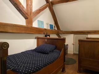 Le pigeonnier de Saint-Loup Bed and Breakfast - Saint-Loup-de-Varenne - 4