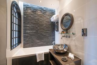 The Exhibitionist Hotel - London - 1
