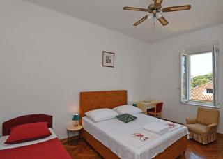 Spacious room with a panoramic view of harbor - Dubrovnik - 8