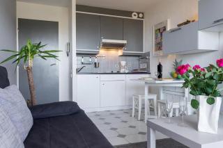 Modern Studio Apt w/Balcony/Port Views/nr Old Town - Antibes - 7