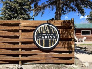 Cozy cabin #5 at Aspen Ridge Cabins - 1