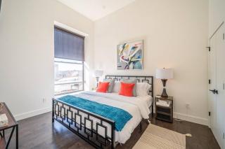 The Flats King Bed- EWR/Penn Station - Newark - 3