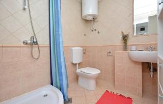 Apartments by the sea Jelsa, Hvar - 12247 - 3