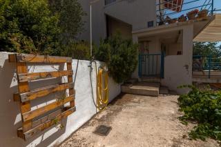 Apartments by the sea Basina, Hvar - 11923 - Vrbanj - 2