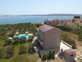 Family friendly apartments with a swimming pool Kastel Stafilic, Kastela - 12627 - 9