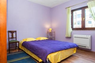 Apartments with a parking space Kastel Sucurac, Kastela - 12815 - 4