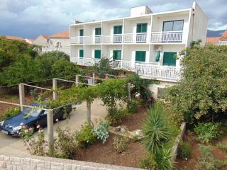 Apartments and rooms by the sea Sucuraj, Hvar - 12887 - Sućuraj - 0