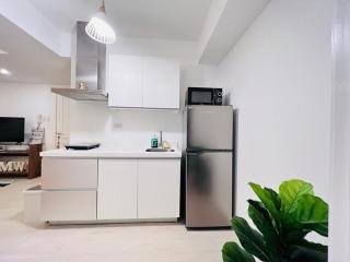 Arabic-Mediterranean 2BR at Azure Maldives Tower - Manila - 7
