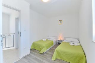 Apartments by the sea Nin, Zadar - 13172 - Nin - 3