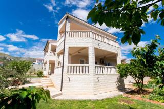 Apartments with parking space Trogir - 13378 - Trogir - 8