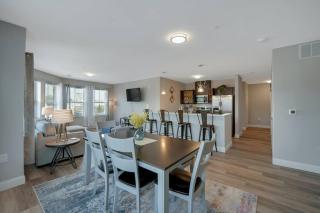Beautiful 2BR Apt/EWR Airport/King /Free Parking - Newark - 4