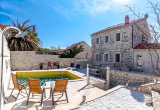 Apartments and rooms with a swimming pool Sumartin, Brac - 13483 - 4