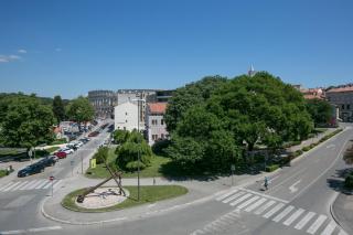 Apartments by the sea Pula - 13502 - 6