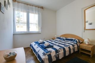 Apartments by the sea Pula - 13502 - 2