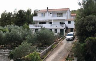 Apartments with a parking space Marina, Trogir - 13613 - 0