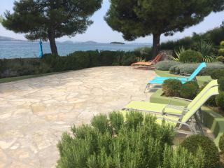 Apartments and rooms by the sea Pirovac, Sibenik - 13654 - 3