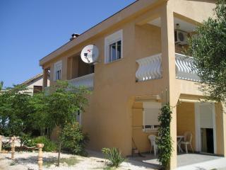 Apartments with parking space Vir - 13686 - 9