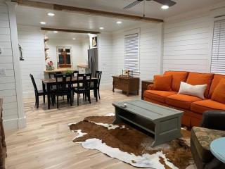 Walk to Bay Street and Historic Downtown Beaufort! Close to Parris Island MCRD!! - Beaufort - 9