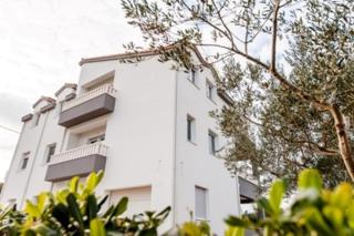 Apartments by the sea Slatine, Ciovo - 14596 - 0