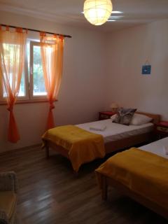 Apartments by the sea Maslinica, Solta - 14748 - 1