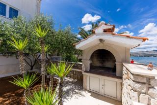 Apartments by the sea Arbanija, Ciovo - 14825 - Trogir - 2