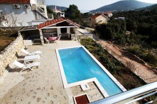 Family friendly house with a swimming pool Vinisce, Trogir - 14858 - Vinišće - 4