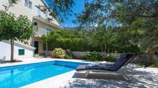 Family friendly apartments with a swimming pool Podstrana, Split - 15040 - 2