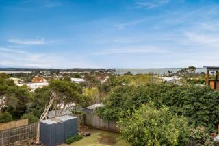 Views on Broadway - San Remo - 7
