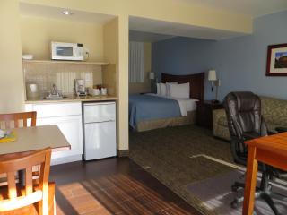 Coronet Motel - 3