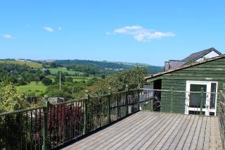 Redwood Lodge, Dee Valley Stays - cosy microlodge with detached private shower & WC - Corwen - 0
