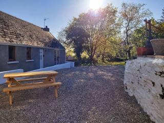 Converted Stables at Peaceful Family Farm Stay - Pembrokeshire - 0