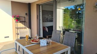Vila Primorka Apartmani Oleander - Šilo - 1