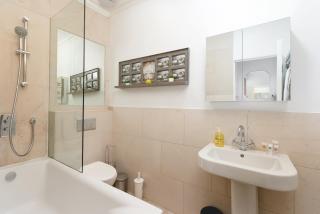 PenthouseStays Notting Hill - Chic 2 Bedroom Apartment w/ King Beds - near Portobello Road & Kensington High Street - Londra - 1