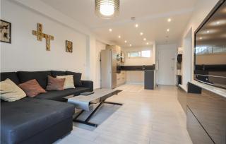 Cozy Apartment In Cannes With Wifi - 8