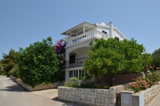 Apartments by the sea Prizba, Korcula - 149 - Prizba - 9