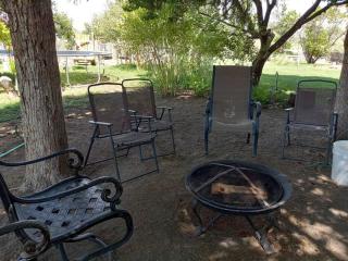 The Goulding Cottage and farm - 4 beds, 3 baths - 1