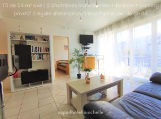 6 appartements et 4 adresses à mi-chemin entre le Vieux Port et l île de Ré - La Rochelle - 0