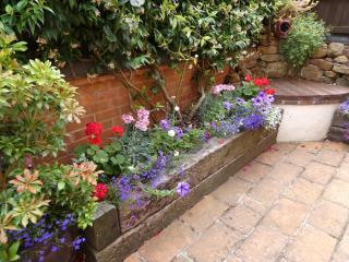Fab 2 Bed Cotswolds Cottage with Private Courtyard - - 8