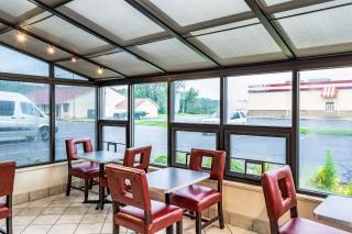 Red Roof Inn Columbus - Taylorsville - Taylorsville - 4