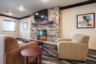 Cobblestone Inn & Suites - Pine Bluffs - - 1