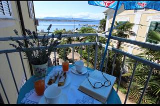 City center studio apartment - 2