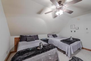 Bear Pause Cabin 3 BR/3BA Amazing view of the Lake - Seven Devils - 4