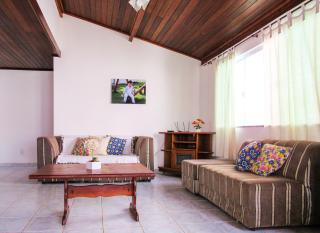 Casa com 4 Suítes, Piscina, Área Gourmet e Wifi - 8