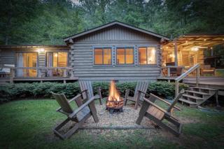 Magical Mountain Riverfront Retreat near Blue Ridge Georgia with Unforgettable Views! - Mineral Bluff - 5